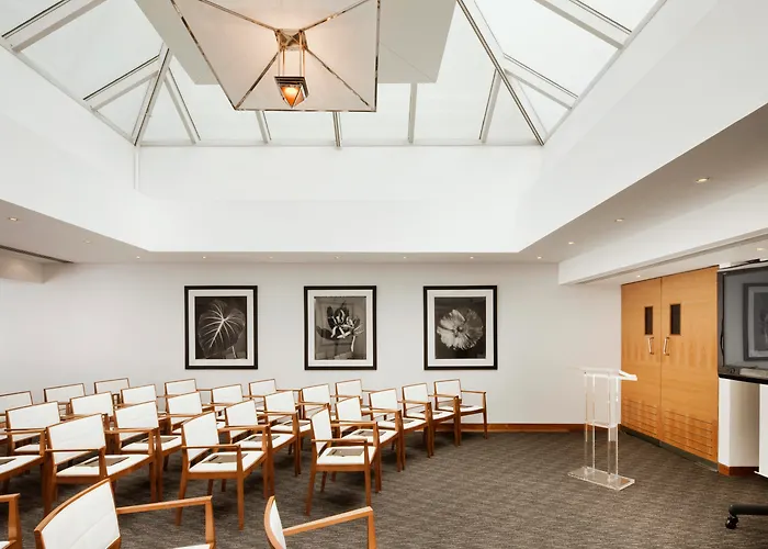 Como Metropolitan London